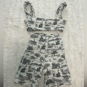 We Wore What Toile Workout Set